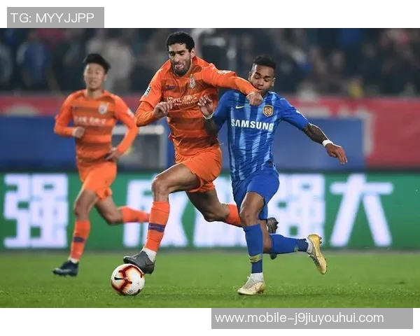 恒大与绿地的巅峰对决谁将成为中超赛季的真正赢家