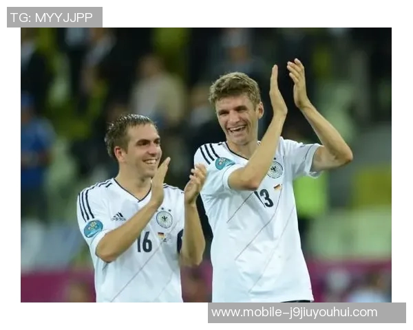 希腊与德国足球对决历史回顾与战术分析之精彩碰撞 希腊与德国足球对决历史回顾与战术分析之精彩碰撞